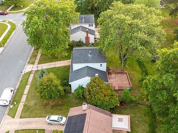 3rd image of 6504 Walker Branch Dr