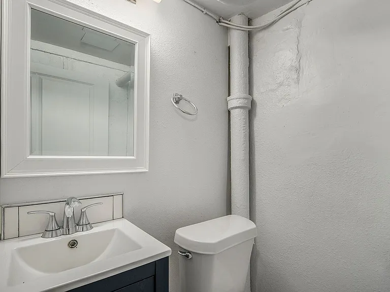 1159 N Corona St — Photo 10
