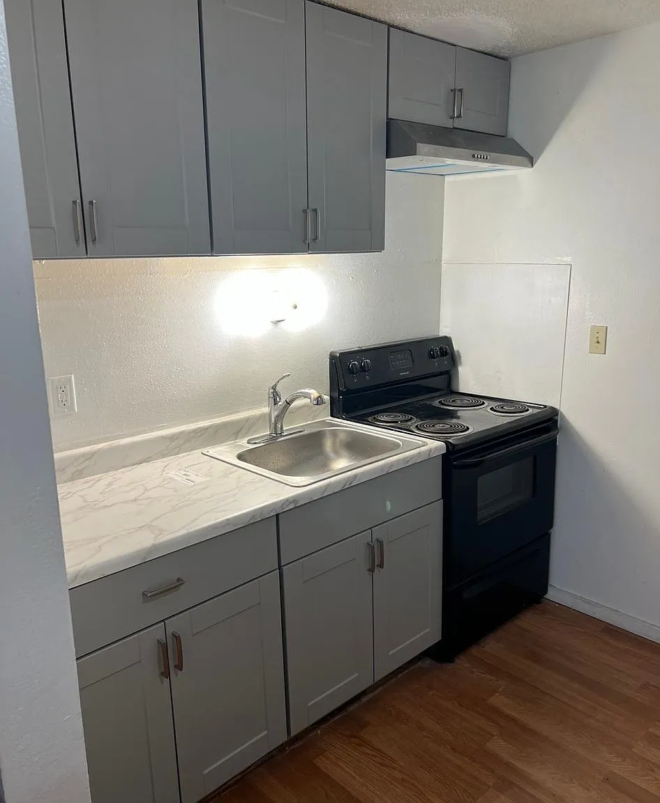 5610 Boston Ave SW — Photo 1