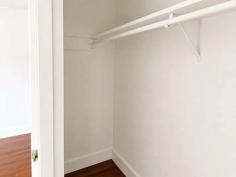 2712 Oakcliff St #4 — Photo 20