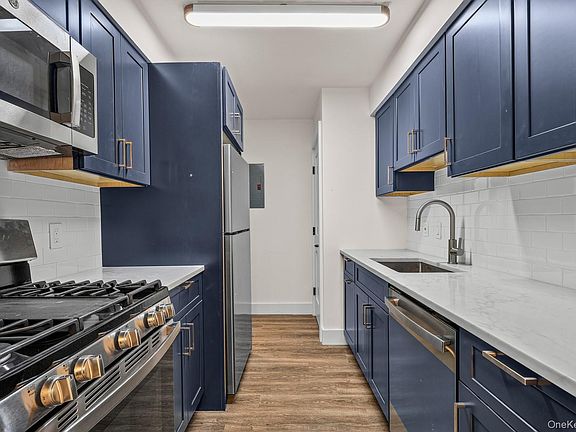 4th image of 3307 Pine Cone Court