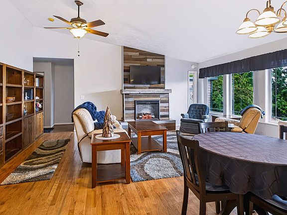 4th image of 190 Zelma Ln