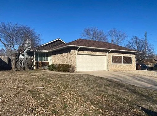 1505 S Todd Pl Photo 1