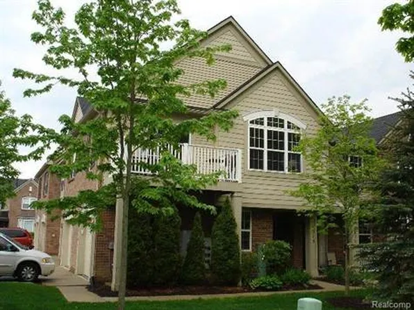 3910 Norwich Dr #30, Canton, MI 48188