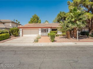 2813 Whispering Wind Dr, Las Vegas, NV 89117