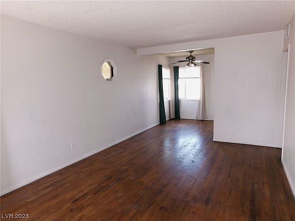 5th image of 304 N 14th St APT A