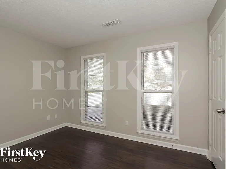7906 Trotter Rd — Photo 13