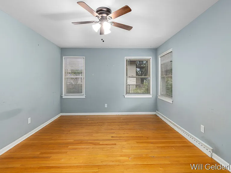 1938 Woodlawn Ave SE — Photo 13