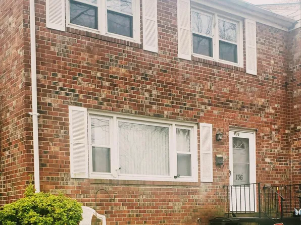 136 Charles Pl, Indian Head, MD 20640