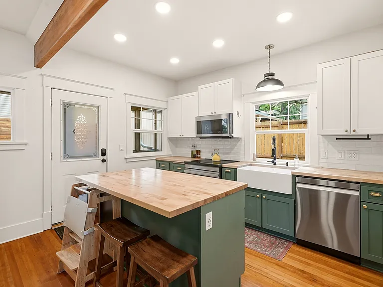 1303 S Ash St — Photo 14