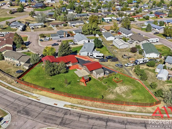 406 Summer Ct, Wright, WY 82732