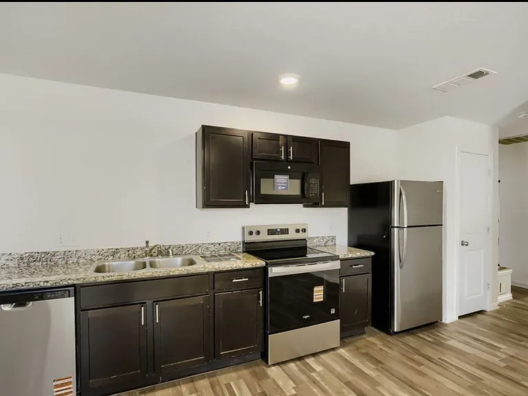 5914 Wilkes Dr — Photo 13