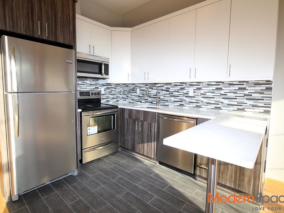 1st image of 1420 31st Ave #1