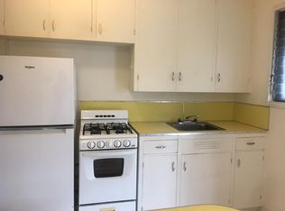 826 Coolidge St APT 7, Honolulu, HI 96826