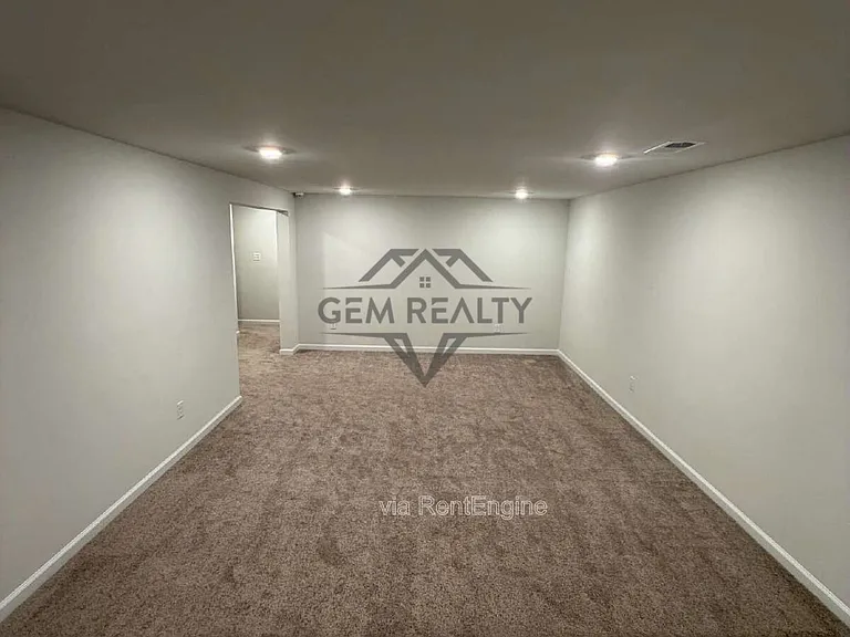 6619 Sacagawea St — Photo 30