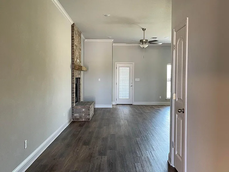 700 Pikes Pl — Photo 9