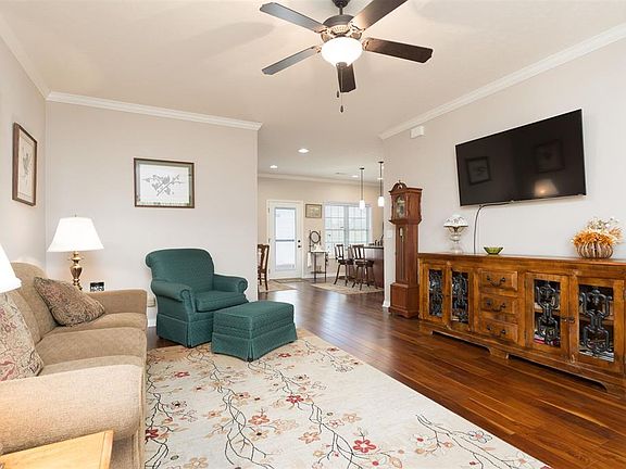 3rd image of 3974 Brookside Ct