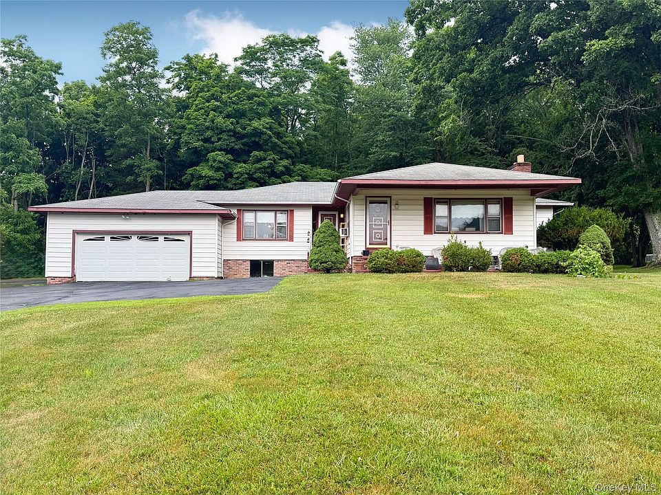 1st image of 646 Oak Summit Road