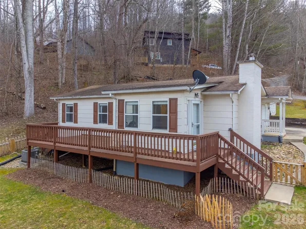 57 Melody Ln, Maggie Valley, NC 28751