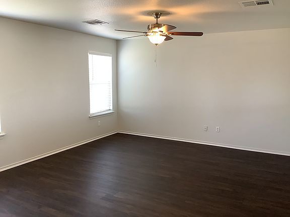 4th image of 328 Brown St