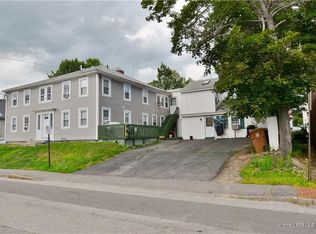 31 Pleasant St, Saco, ME 04072