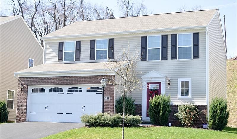 2nd image of 228 Long Ridge Dr