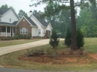 210 Graham Woods Dr, Gray, GA 31032