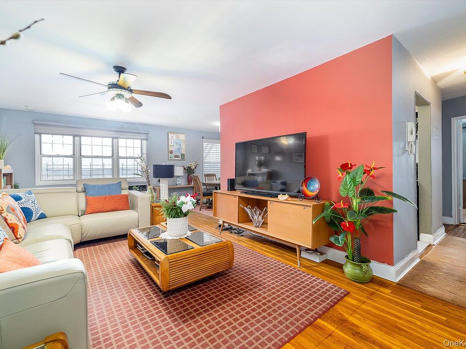 1st image of 15115 84th Street #5D