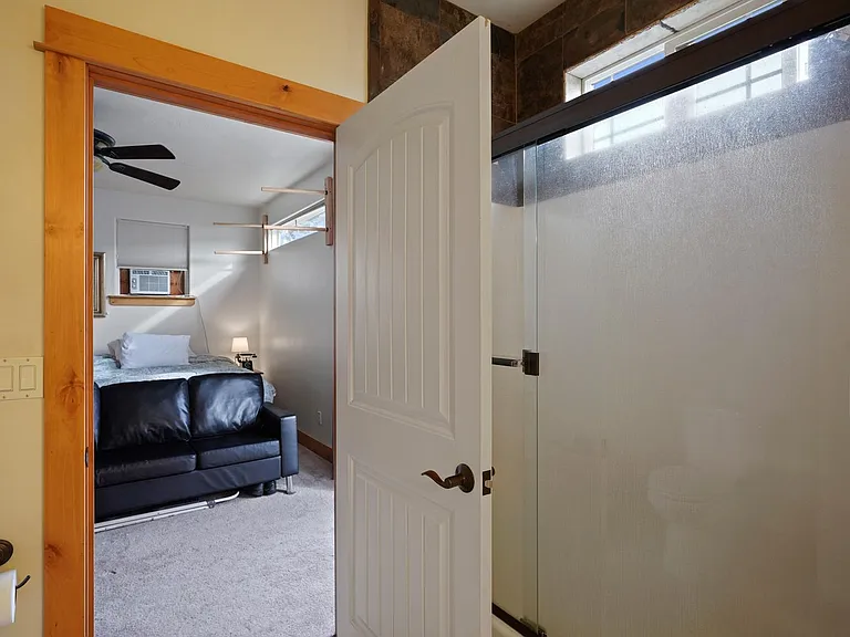 61386 Merriewood Ct — Photo 16