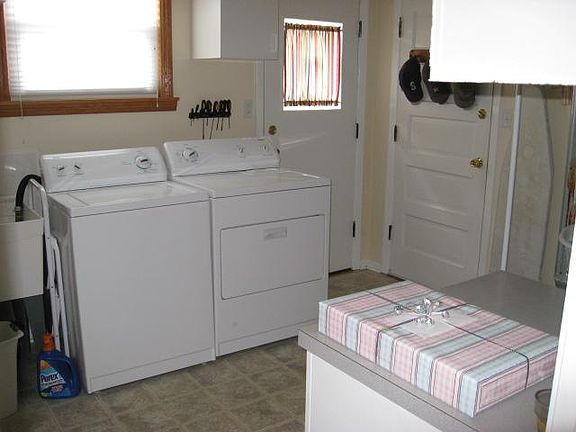 3rd image of 4105 W Arnold Pl