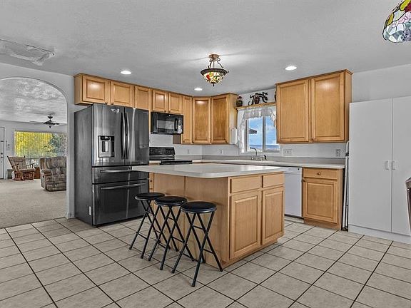 4th image of 54481 Banner Rd