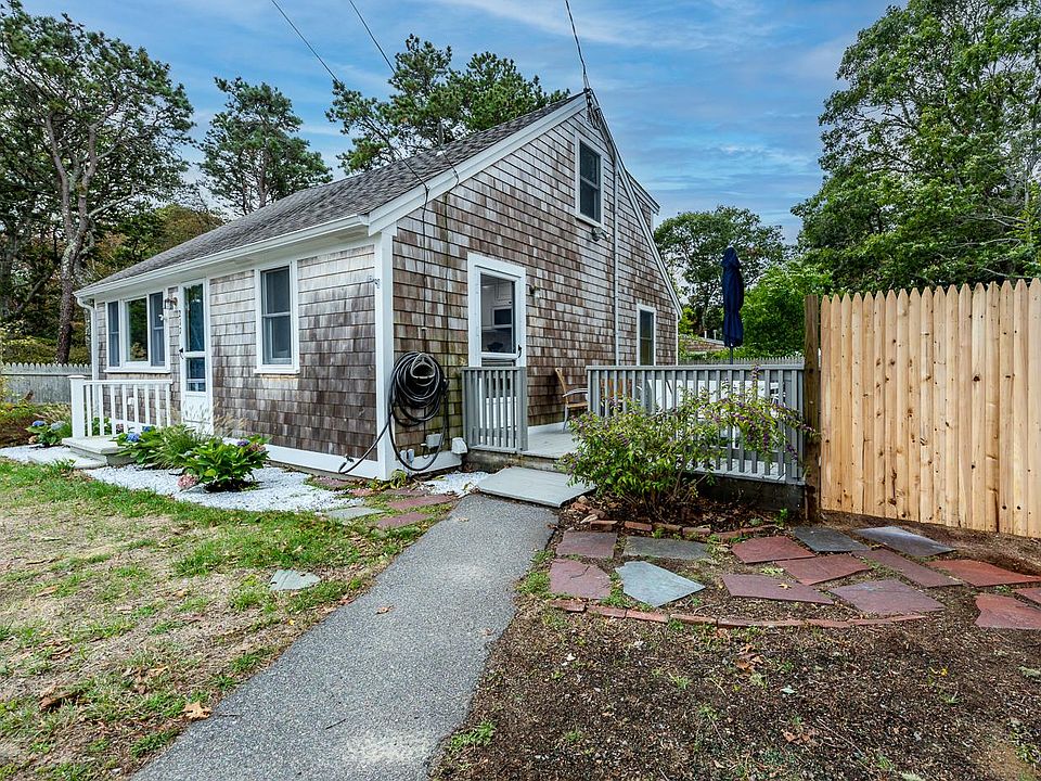 217 Shad Hole Rd, Dennis Port, MA 02639 | Zillow