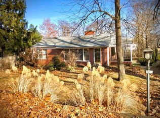 370 N Sappington Rd, Saint Louis, MO 63122