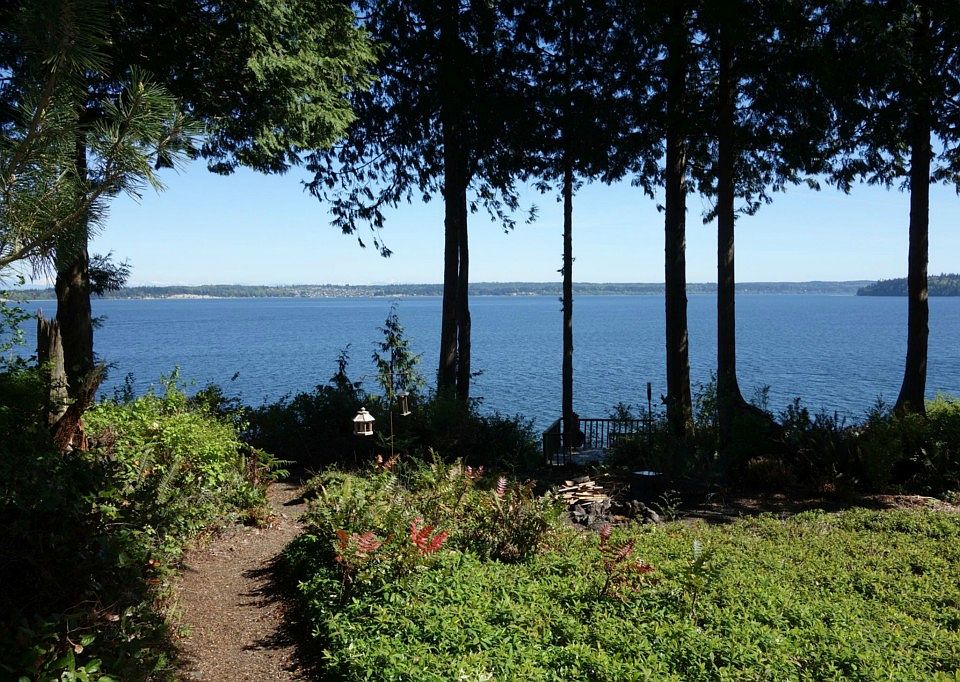 1st image of 410 Tala Shore Dr