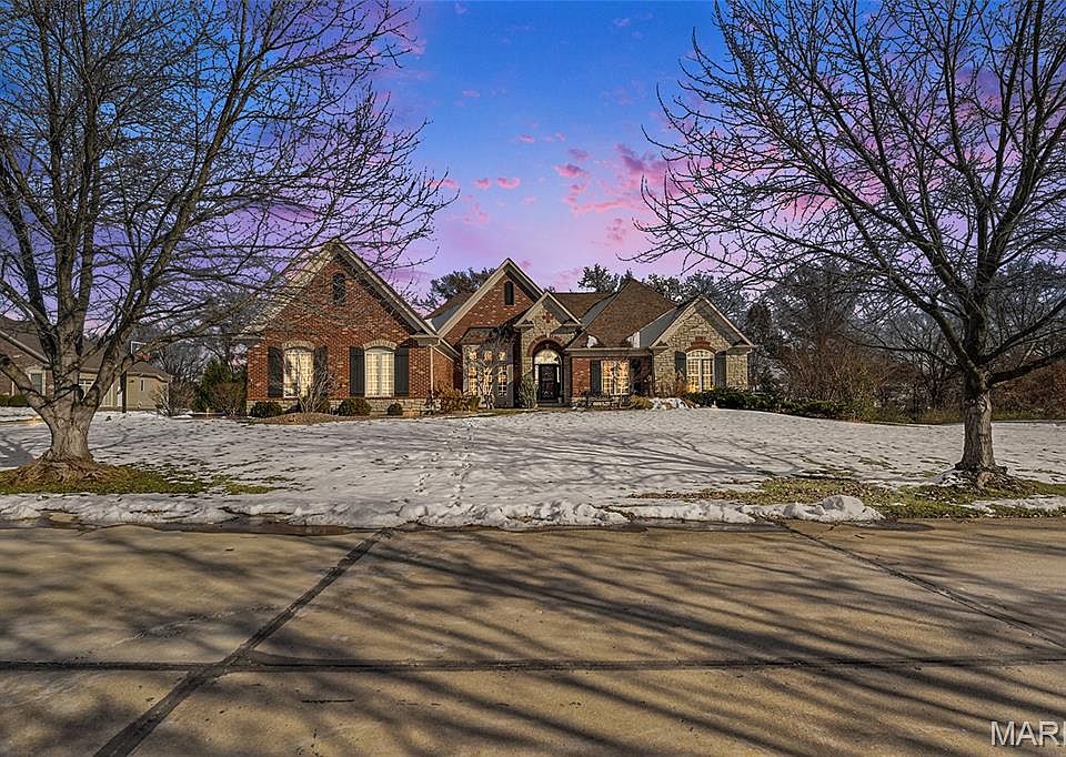 1st image of 249 Dardenne Farms Dr