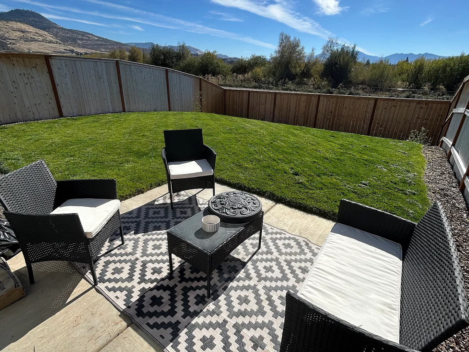 3 bed, 2.5 bath, 1395 sqft, $2,495 — Photo 3