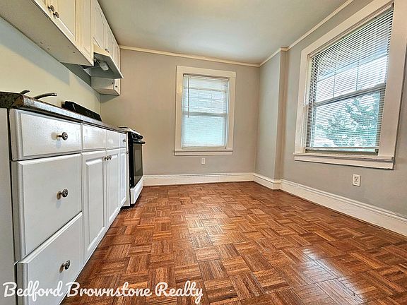 3rd image of 300 Delavan Ave Floor 2