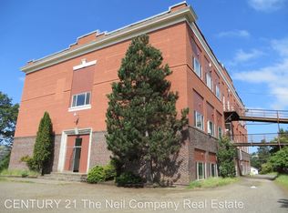 1819 NE Commercial Ave APT 105, Roseburg, OR 97470