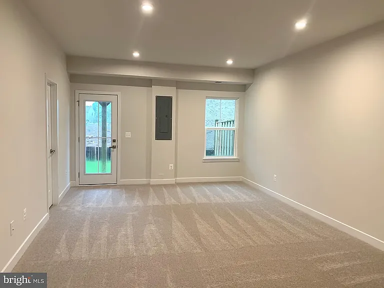 Ground Floor Bedroom/Study/Rec Room