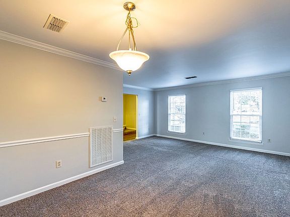 5th image of 763 E Northfield Blvd