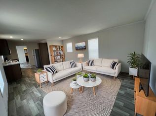 38000 Le Chateau Blvd #460, Clinton Township, MI 48038