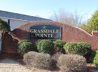 30 Point Place Dr, Cartersville, GA 30120