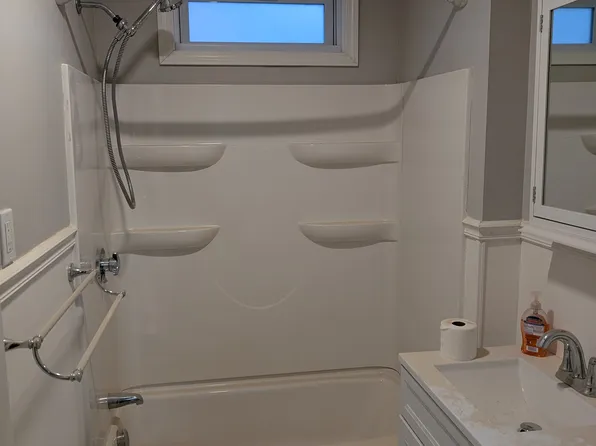 11 Atherton St, Quincy, MA 02169