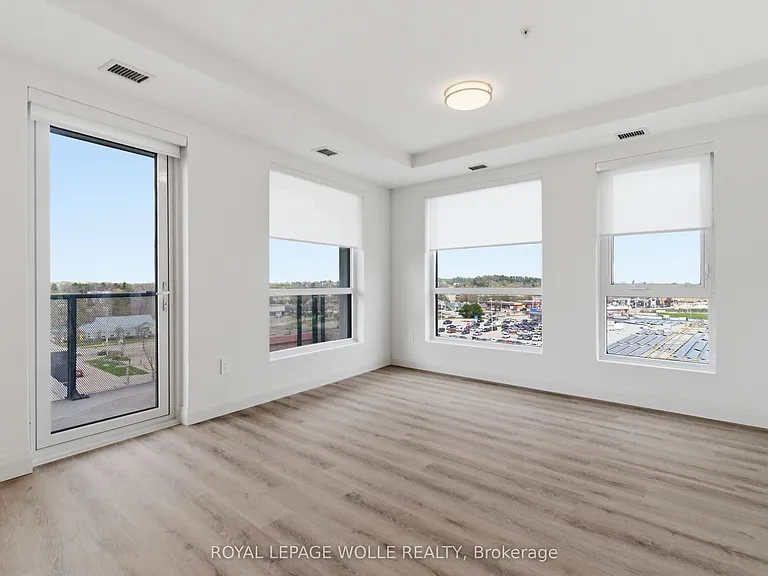 1333 Weber St E #603 — Photo 12