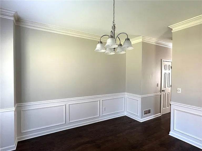 2020 Bentwood Ct — Photo 9