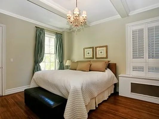 Sold by Corcoran | media 25