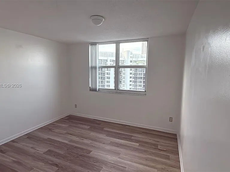 770 Claughton Island Dr #2107 — Photo 13