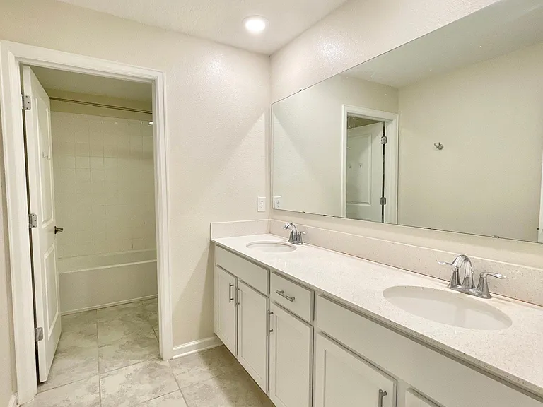 4424 Blackbird St — Photo 19