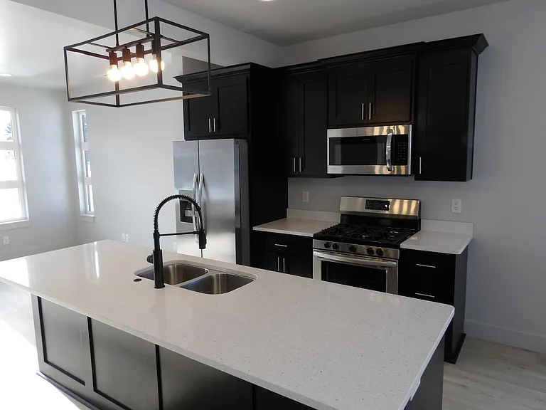 1350 Woodside Blvd #A — Photo 11