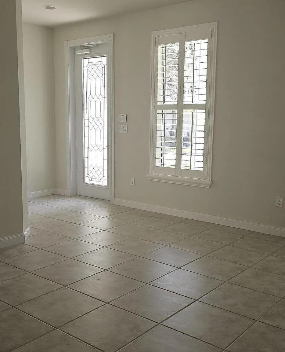 3 bed, 2.5 bath, 1890 sqft, $4,250 — Photo 2